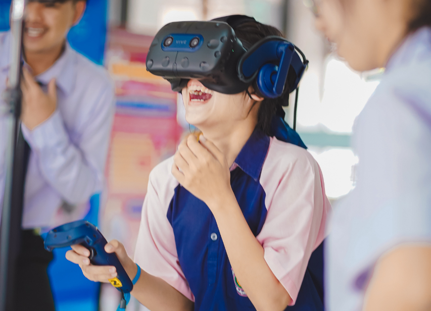 VR
